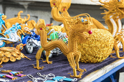 玩具龍的設(shè)計與創(chuàng)作 從構(gòu)想至成品的藝術(shù)之旅